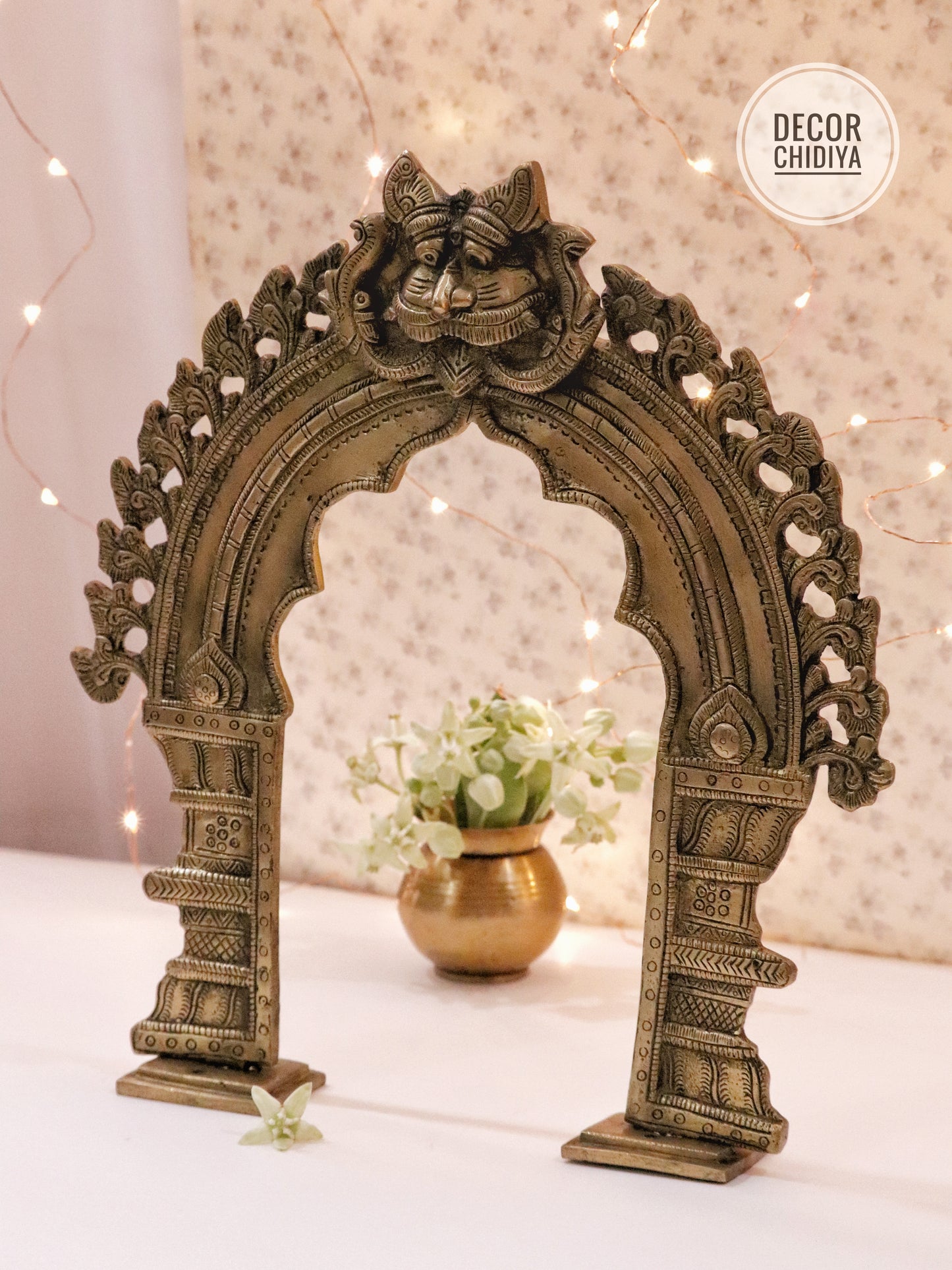 Antique hand carved vintage Kirtimukh Prabhavalli