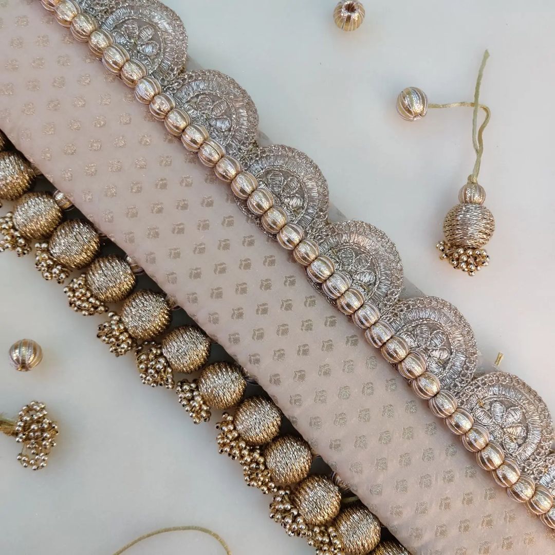 classic Straight Toran - sanwala kalash - small motifs brocade toran