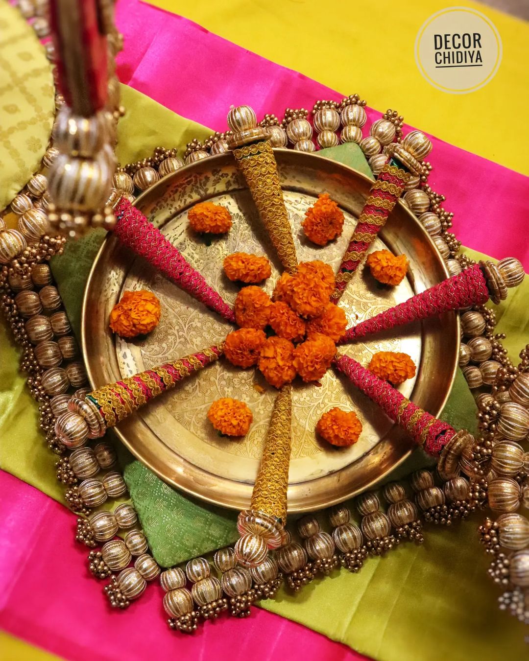combo of placemats and Gulshan jadau wall hanging theme set