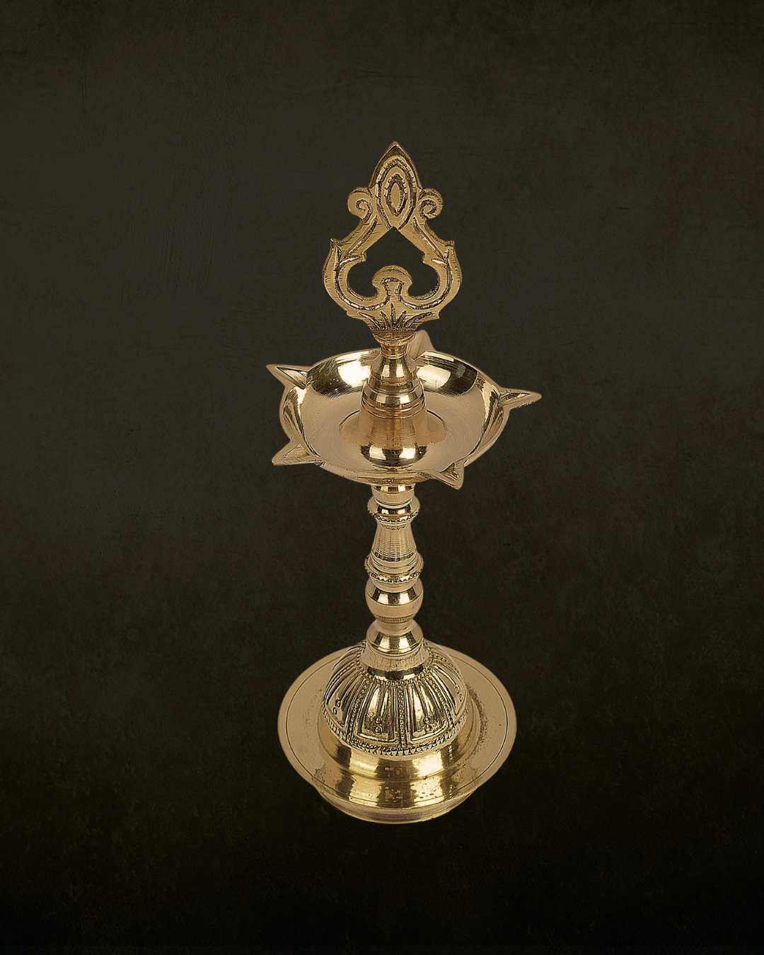 18 inch Brass Kerala Chandarbalyam Samai Diya