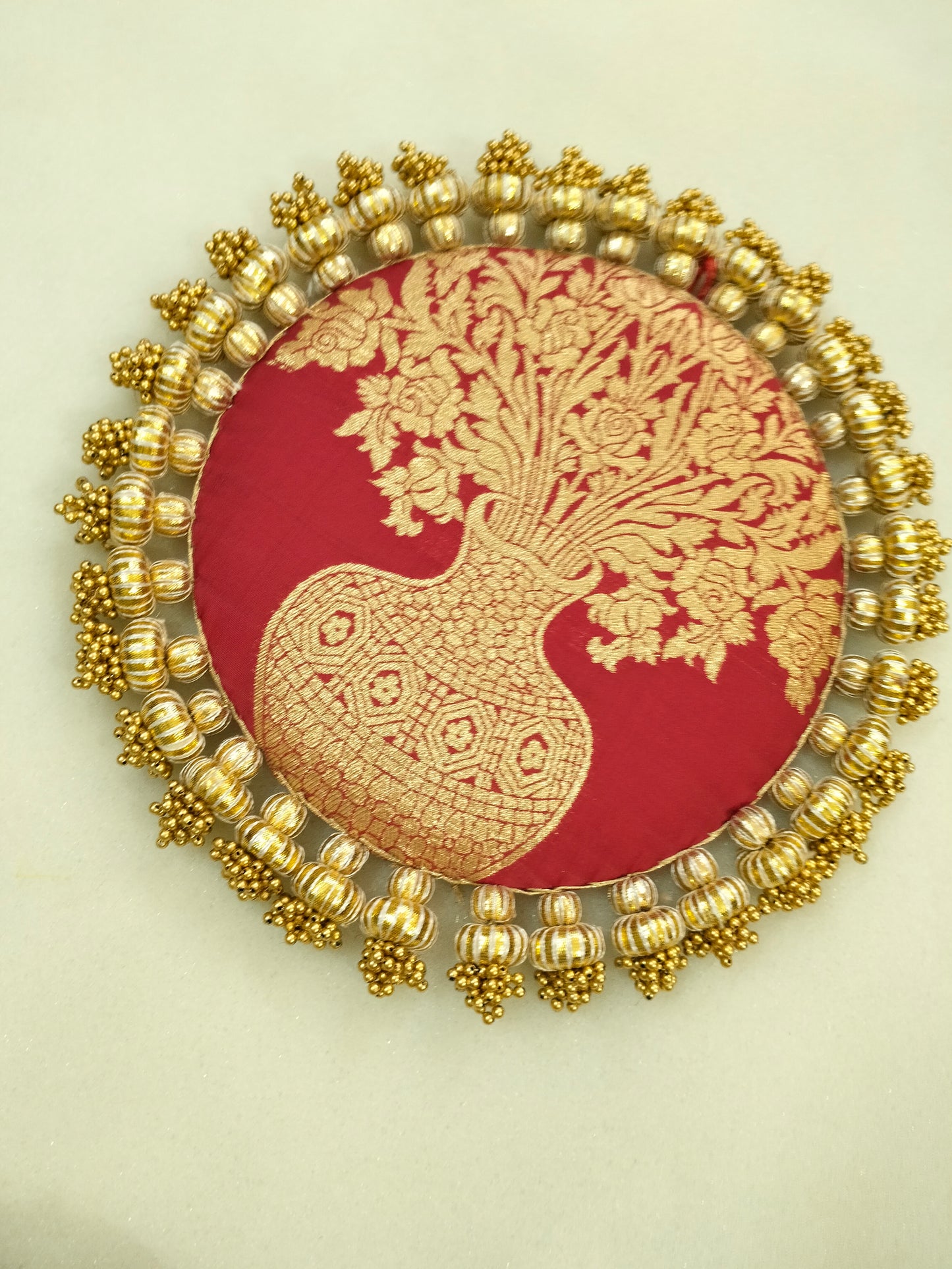 Laal Kalsi Placemat – Maroon & Gold Brocade Table Mat