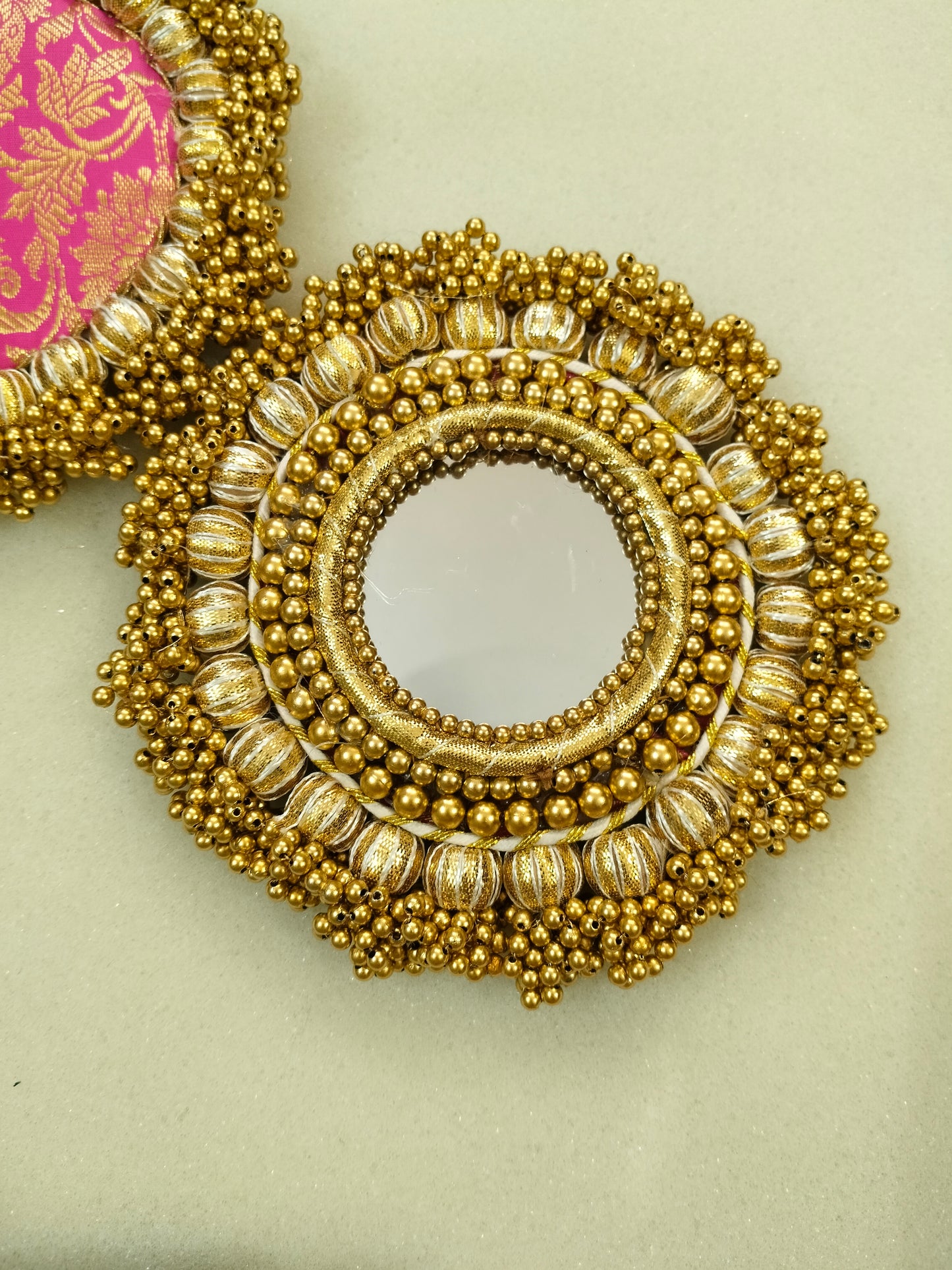 Kalsi Placemat – Limited Edition 4-Inch Round Brocade Table Mat