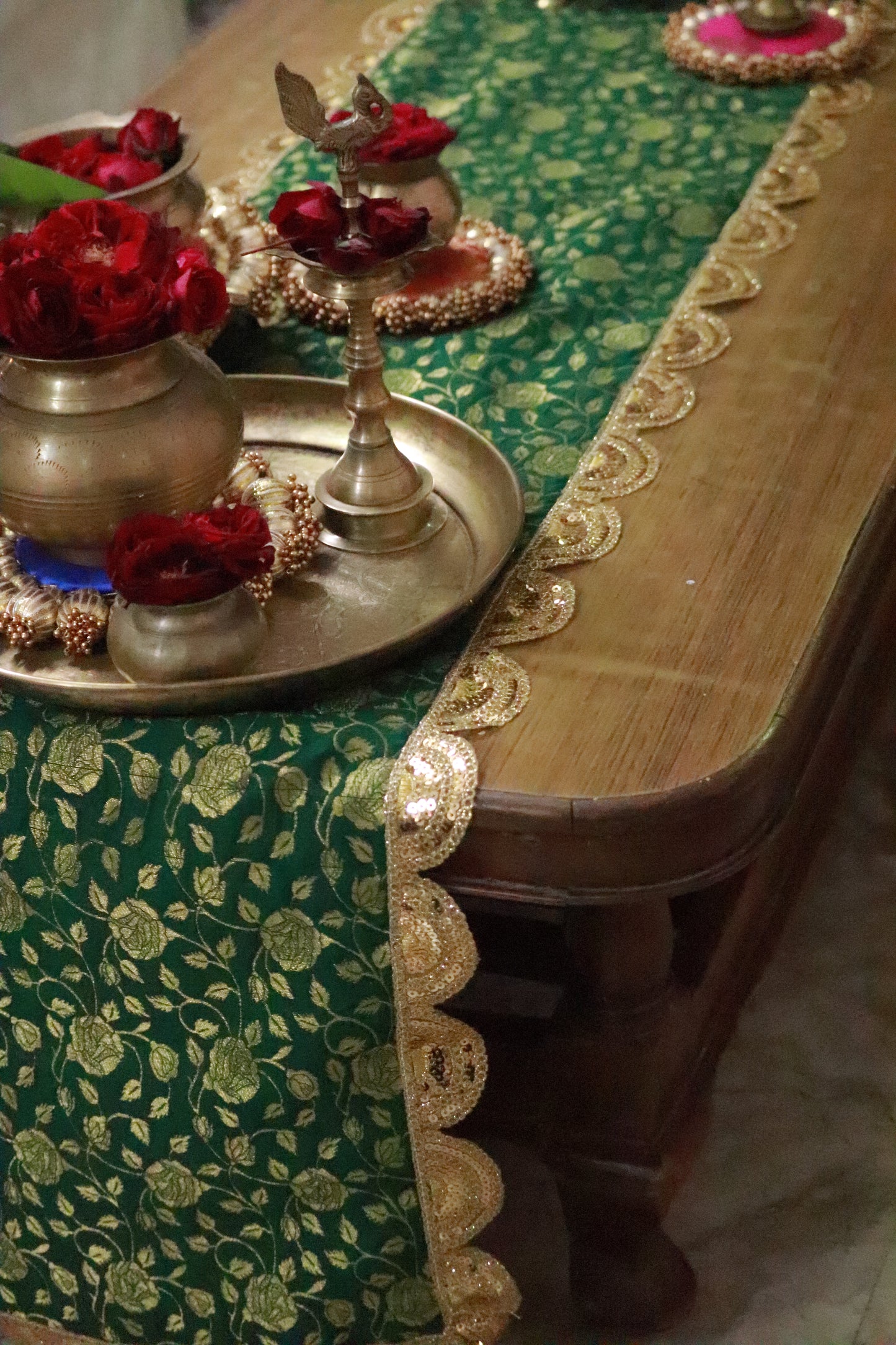 Banarasi Table runner - various sizes - emerald green color