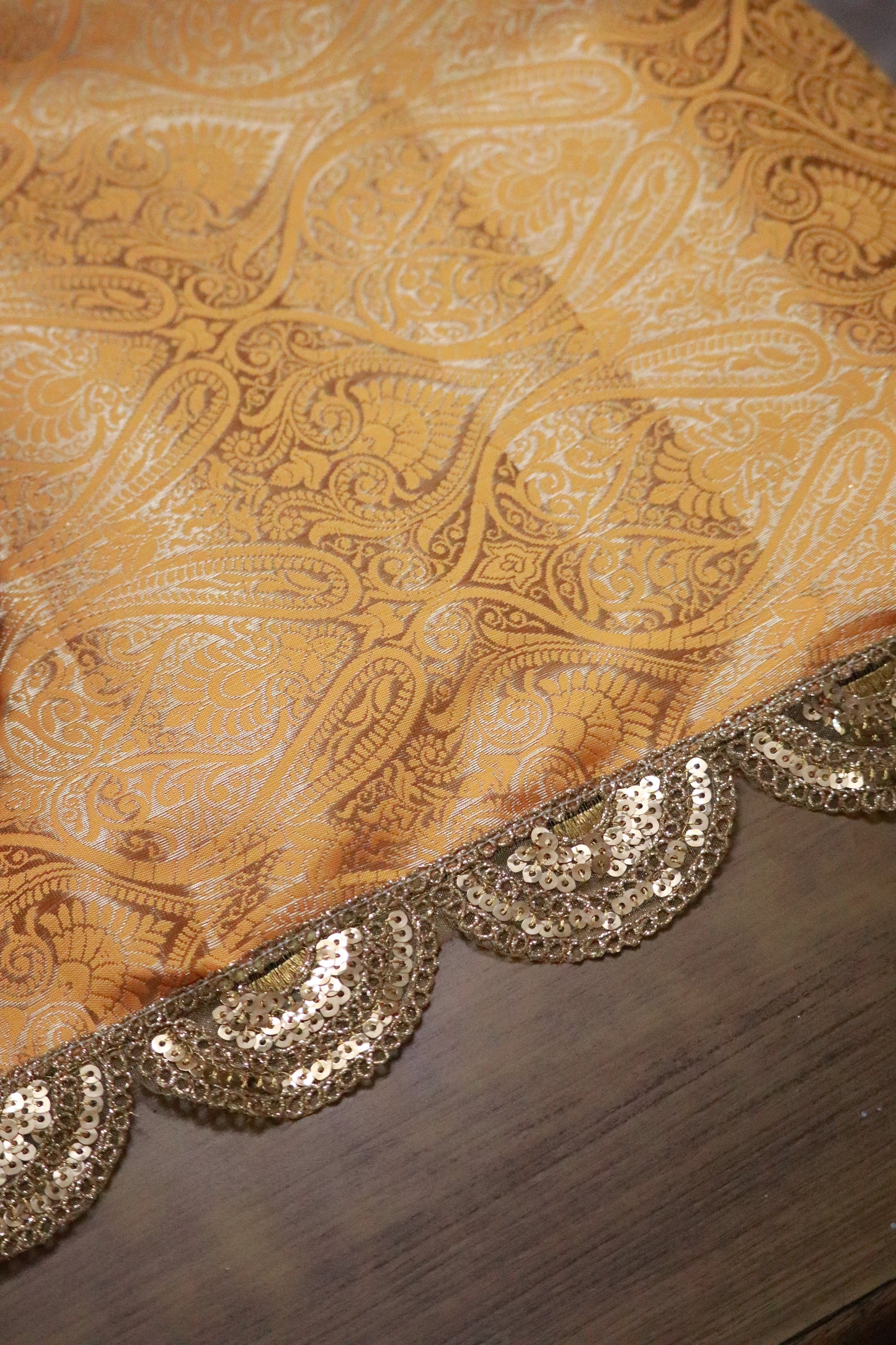Banarasi Table runner - various sizes - Yellow color
