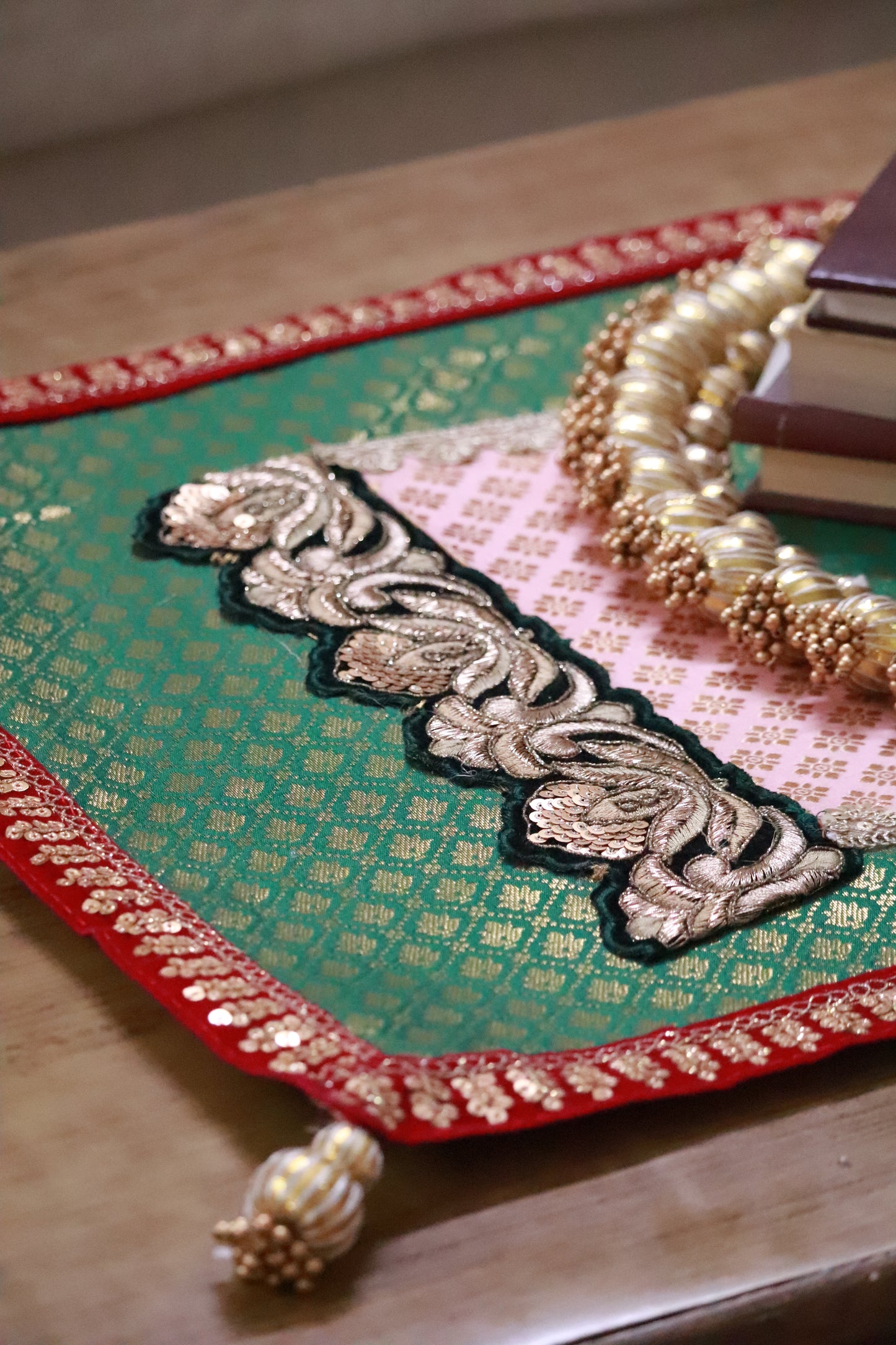 Embroided Banarasi Table runner - Green and pink