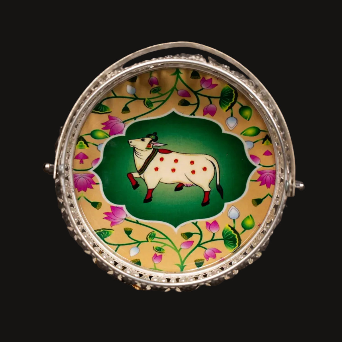 Pichwai Cow & Lotus Tray – 6 & 8 Inch - Beige and Green