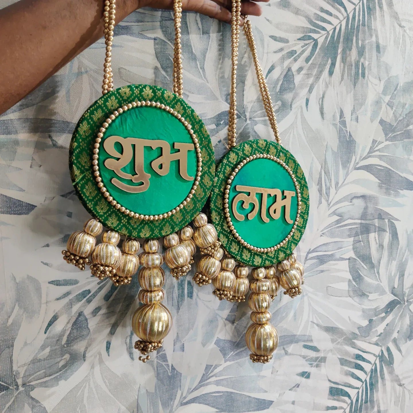 Shubh labh hanging Pair - Green /Reversible / one side mirror