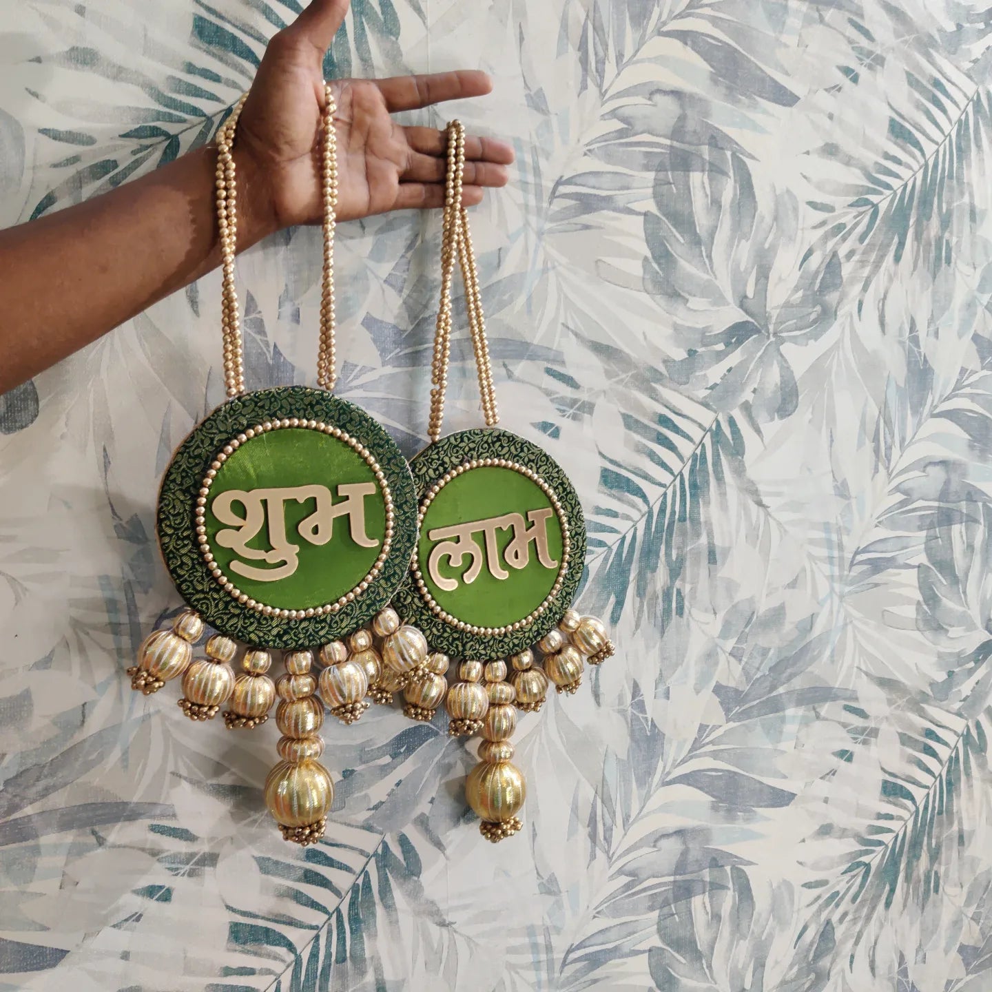 Shubh labh hanging Pair -moss Green /Reversible / one side mirror