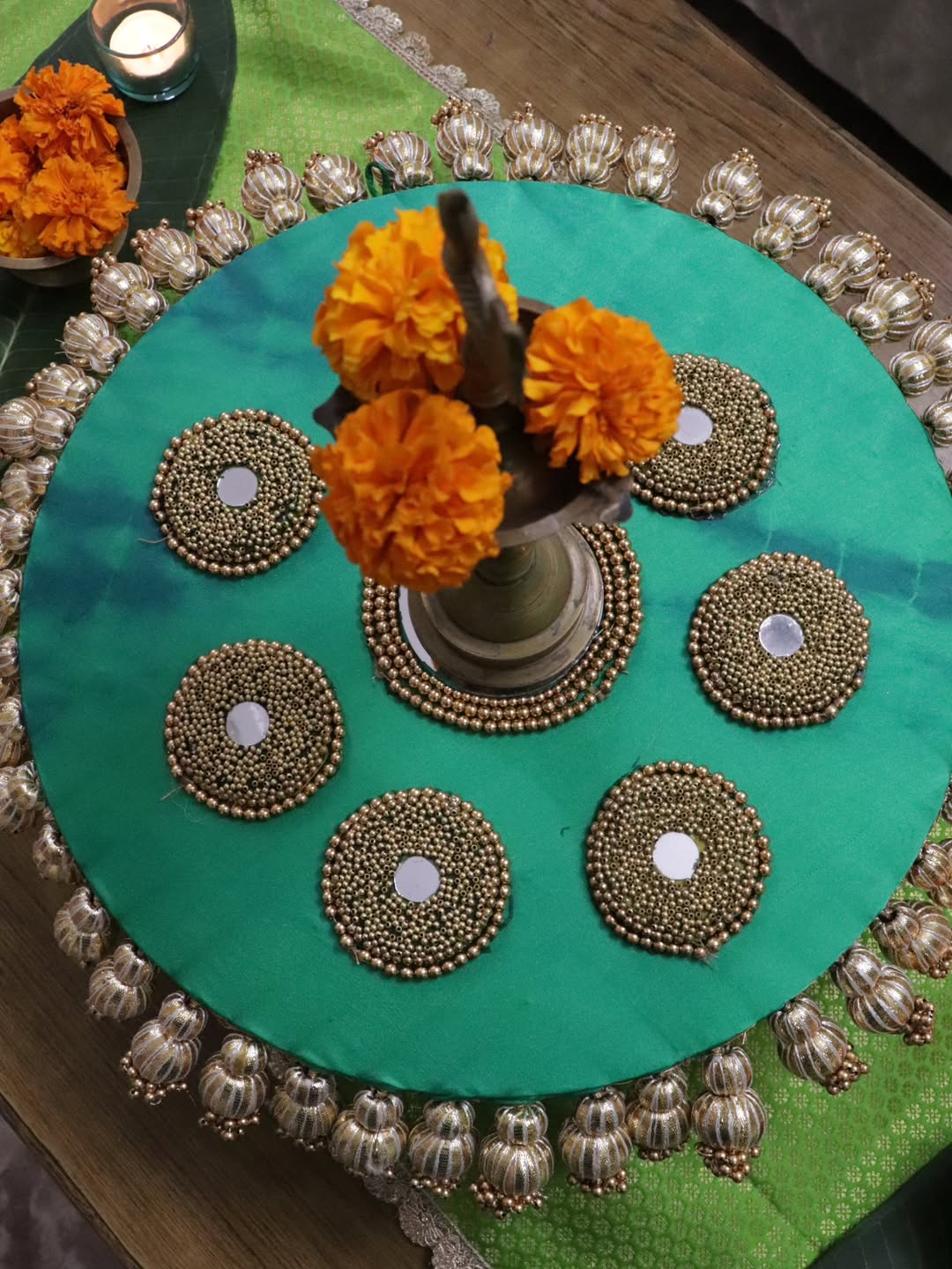 Tirange rangon se saja, Mandala Placemat - Green runner and placemat set