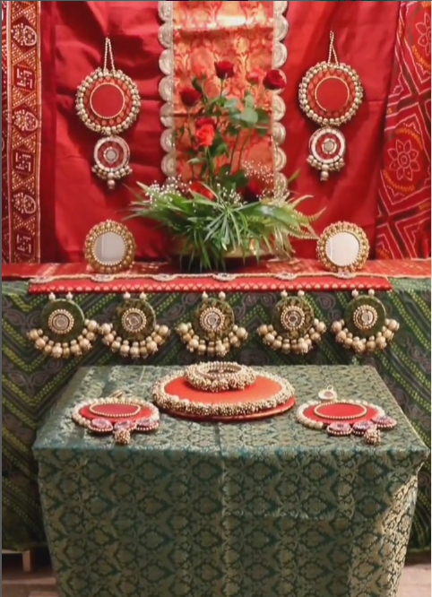 laal ishq- Red indian bandhani decor - Theme set