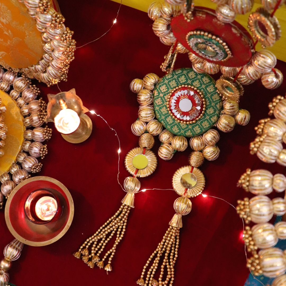 Papiha - The bird theme multicolor banarasi pooja temple decoration set - Multicolor
