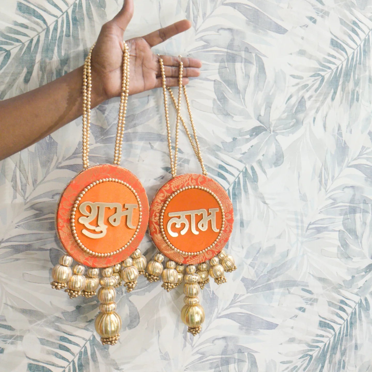 Shubh labh hanging Pair -Orange /Reversible / one side mirror