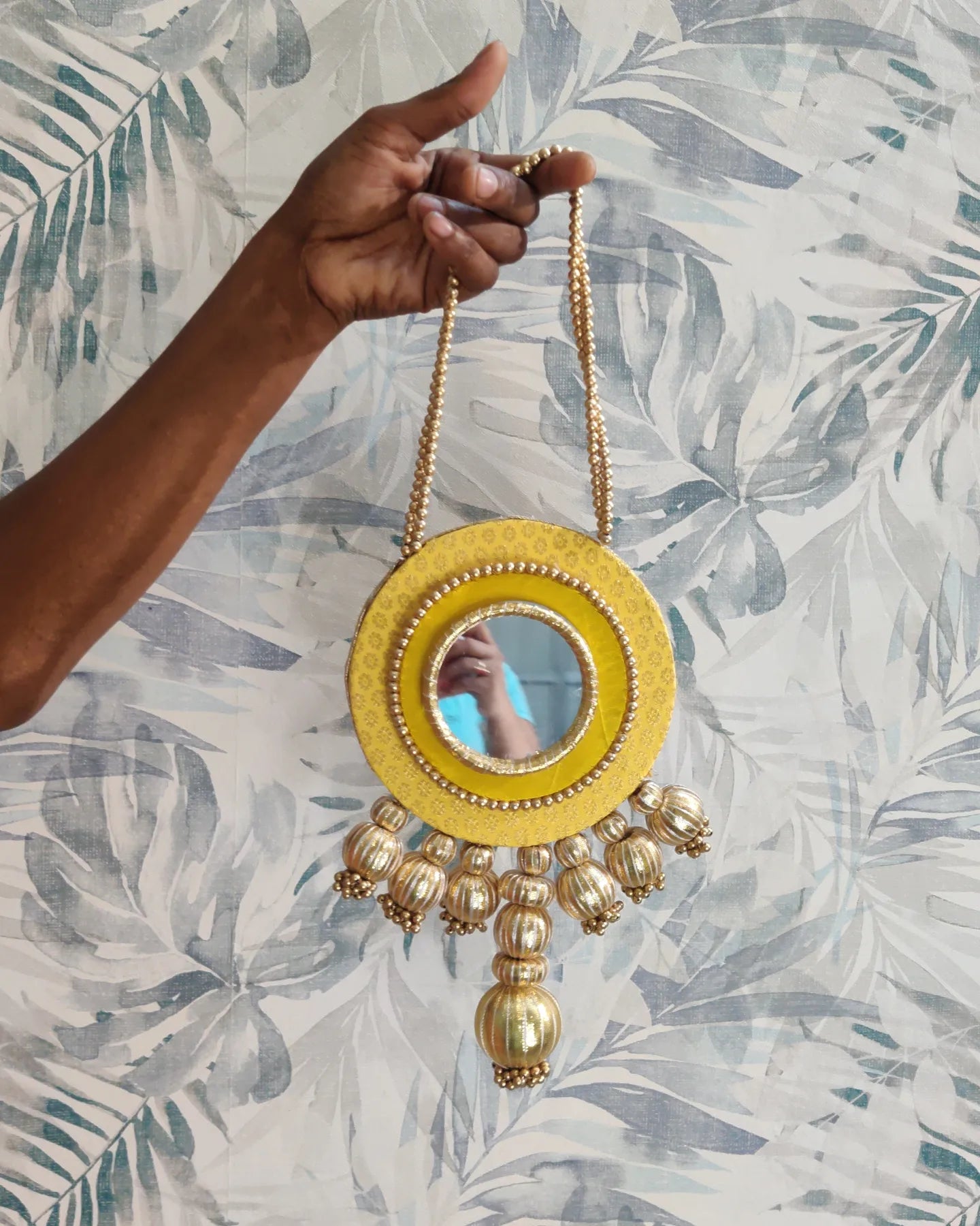 Shubh labh hanging Pair - Yellow /Reversible / one side mirror