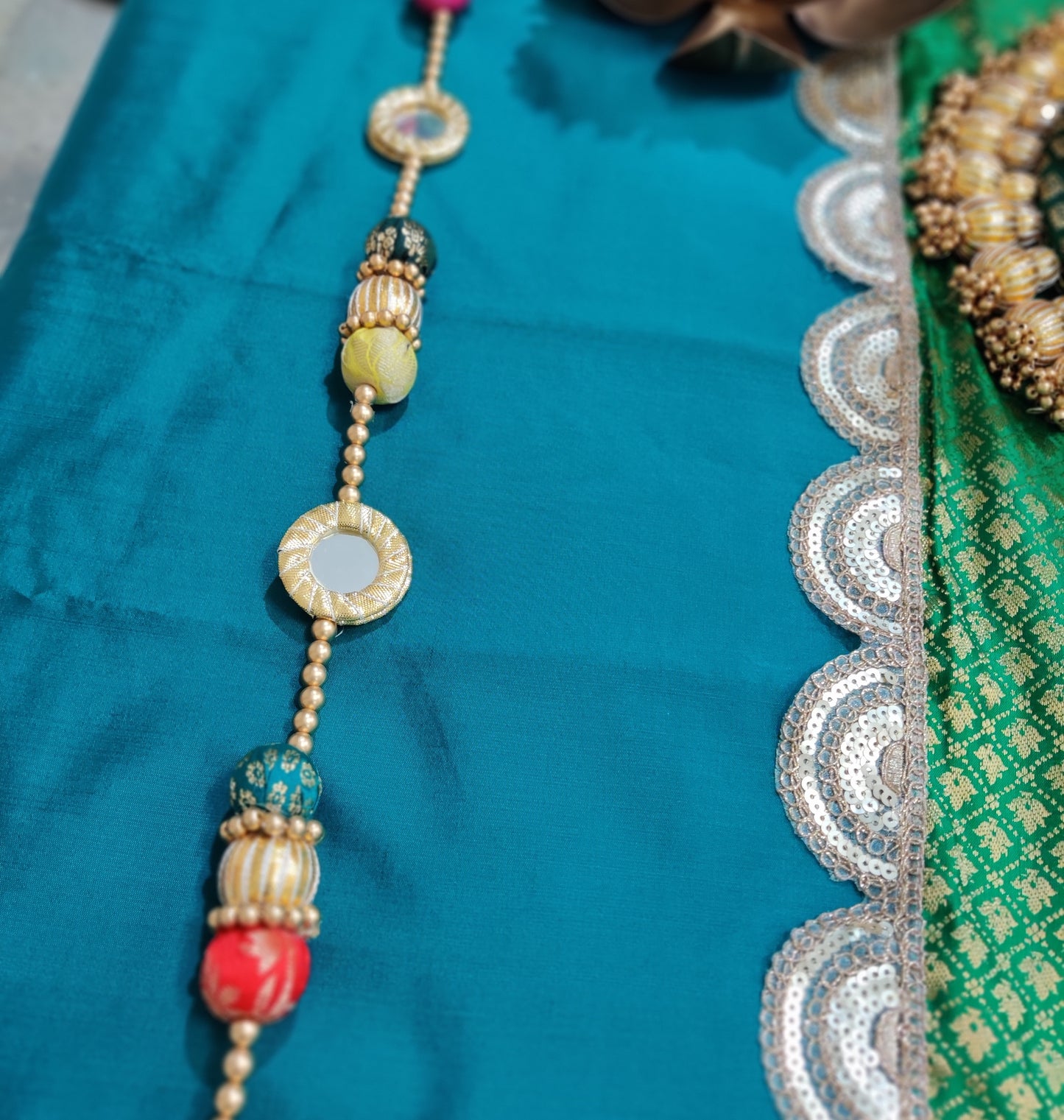 Multi-Placemat Arrangement Set: 10-Piece Dining Ensemble