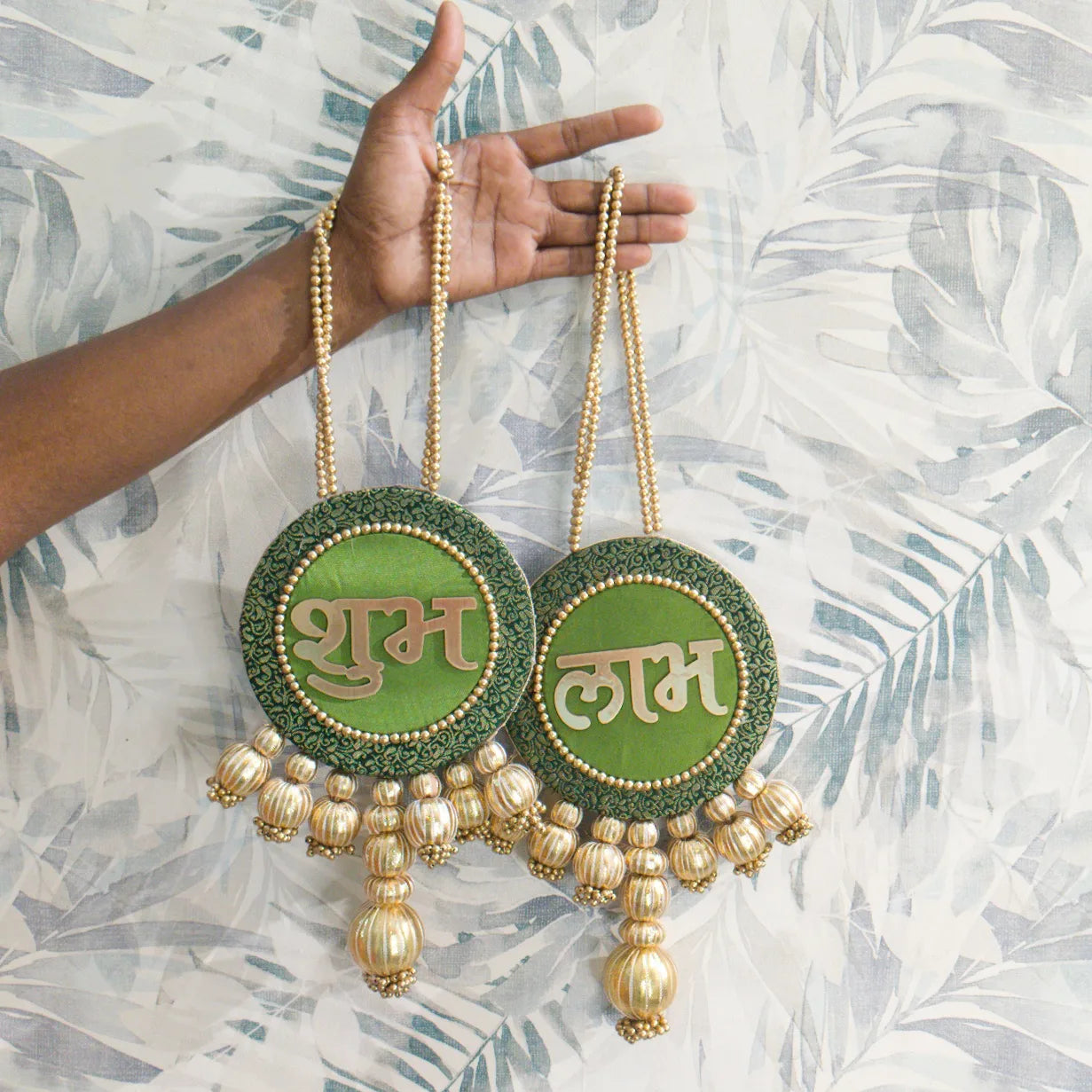 Shubh labh hanging Pair -moss Green /Reversible / one side mirror