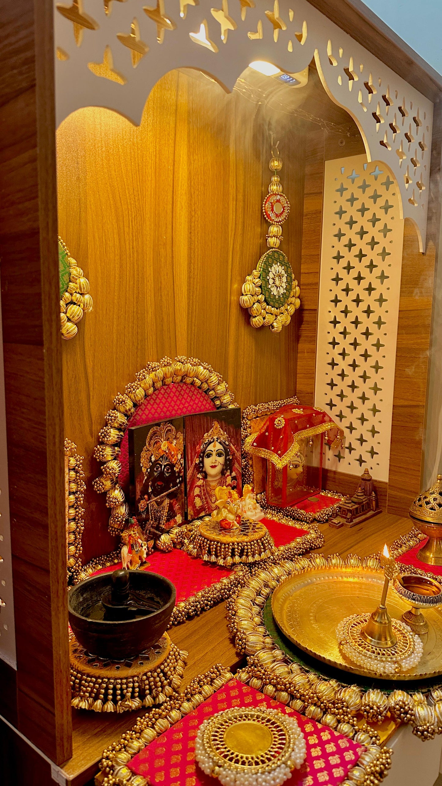 Roma _Roopaul x Decorchidiya – Full Mandir Decor Set (12 pcs, Mandir not included)