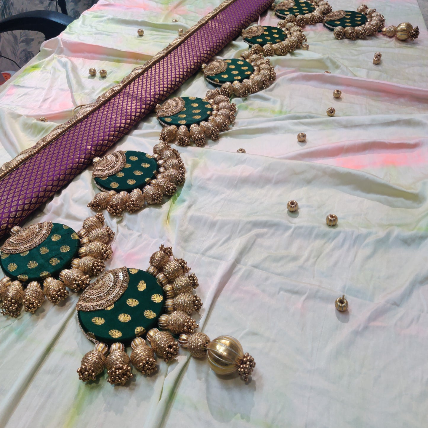 Classic - long sides - Ardhchandrama or Circular pendant Toran - Gulabi Hara - small motifs brocade toran
