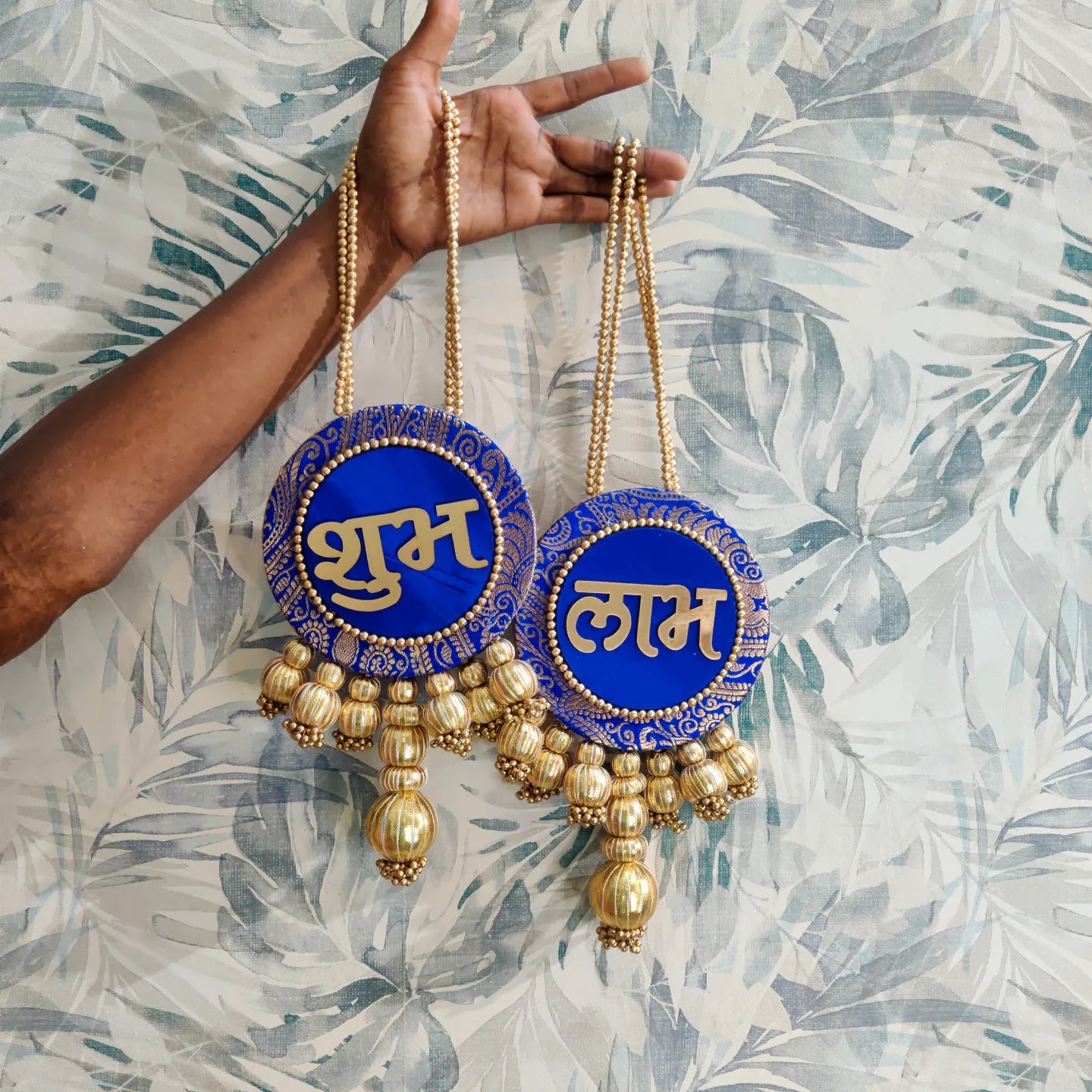 Shubh labh hanging Pair -Peacock Blue /Reversible / one side mirror