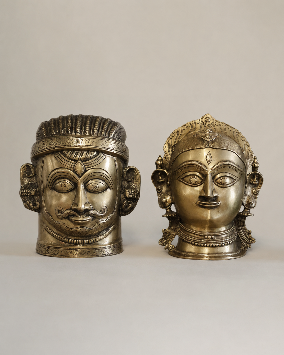 Brass mukhlingams