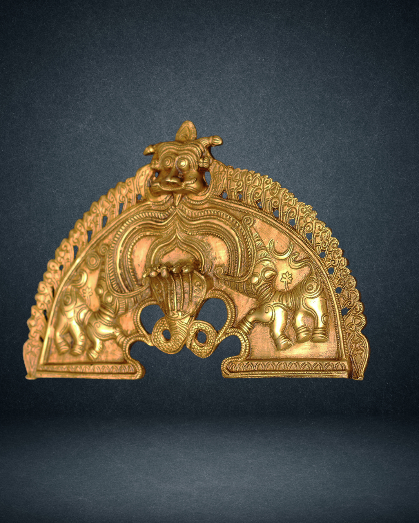 Antique hand carved sheshnaag and kirtimulk prabhavalli