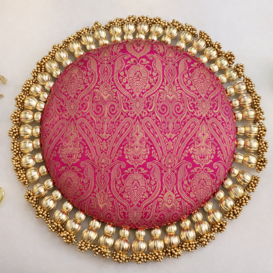 Pink jamdani color - classic placemat - golden beads