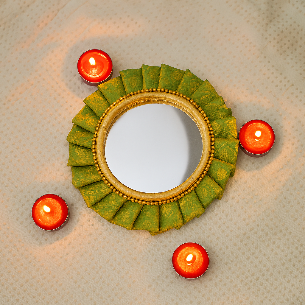 Frill mirror reversible placemat - LIMITED EDITION - 4 inches round
