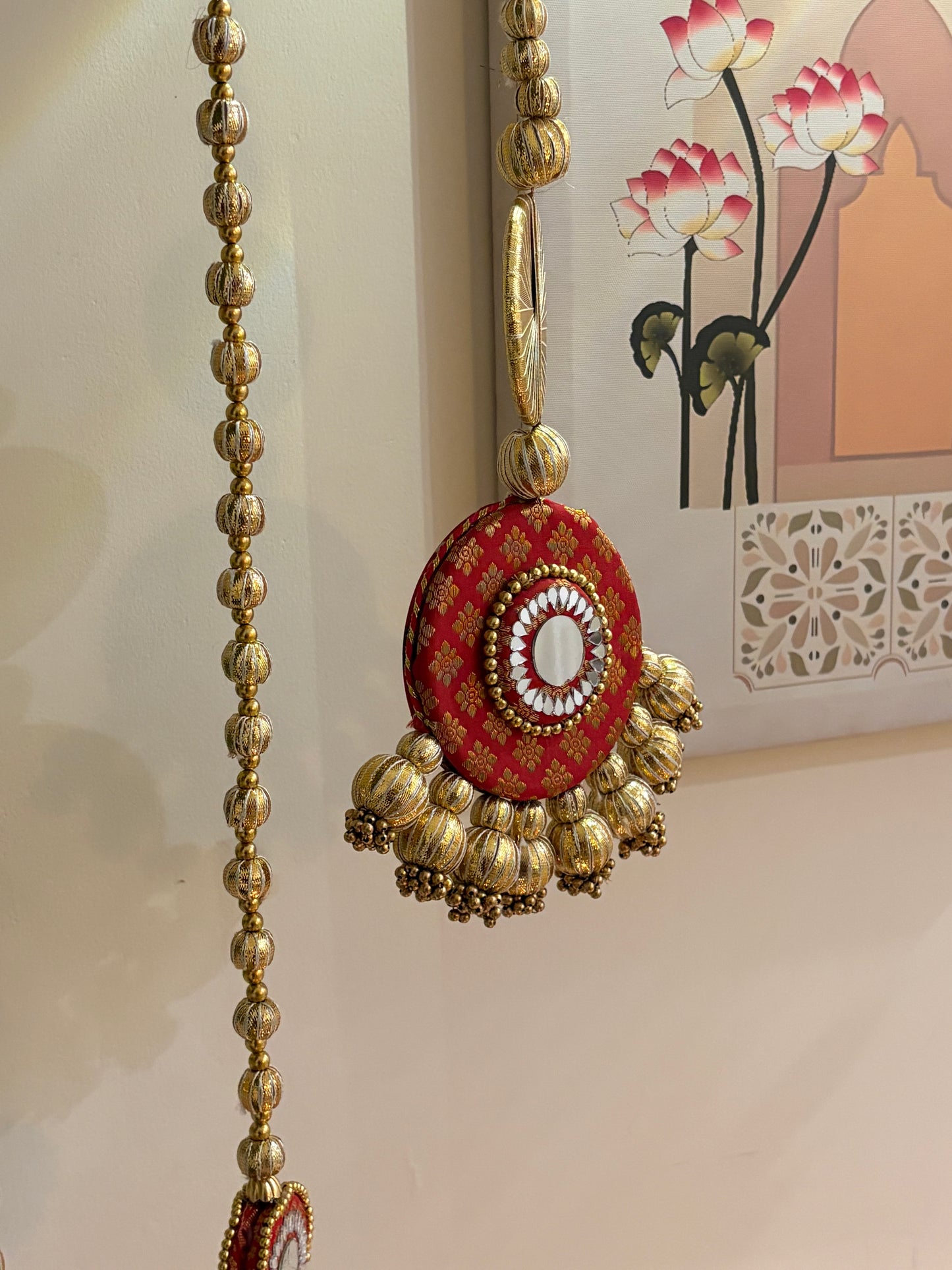 Decorthecorner x Decorchidiya – Full Mandir Decor Set (24 pcs, Mandir not included)