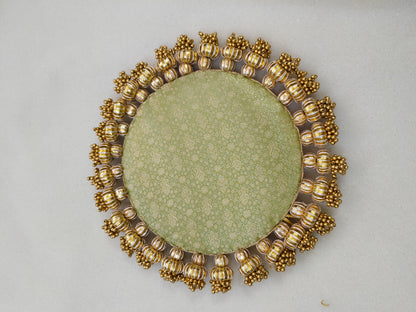 Pistachio  - classic placemat - golden beads