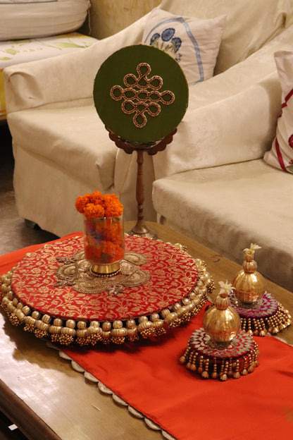 Traditional Festive Coffee Table Decor Ensemble