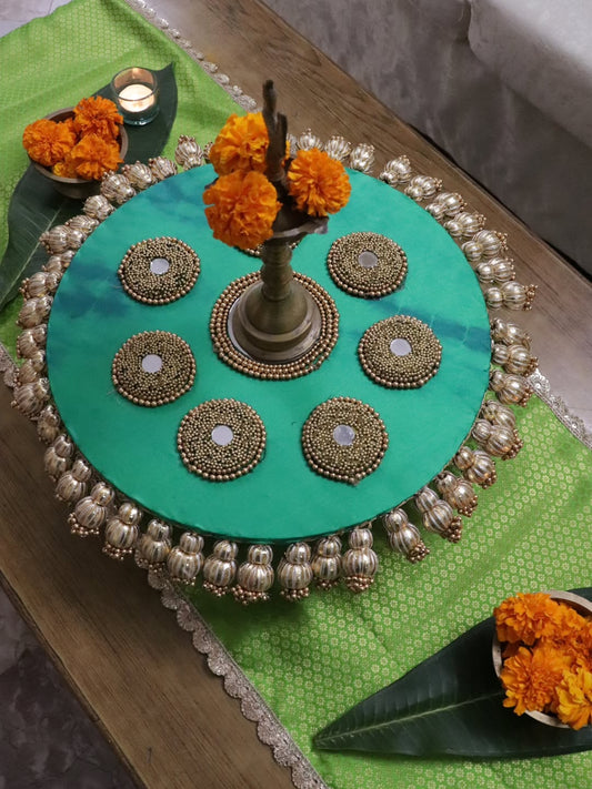 Tirange rangon se saja, Mandala Placemat - Green runner and placemat set