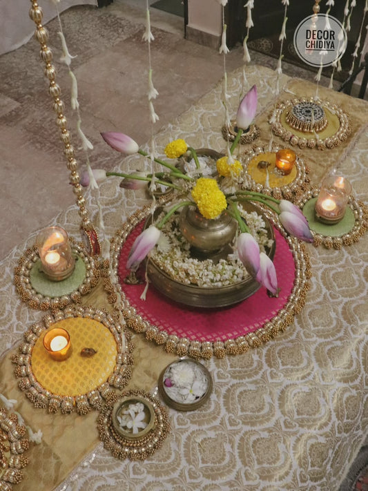 The Golden Glow Table – Pastel Color Tablescape Set | Elegant Festive Table Decor