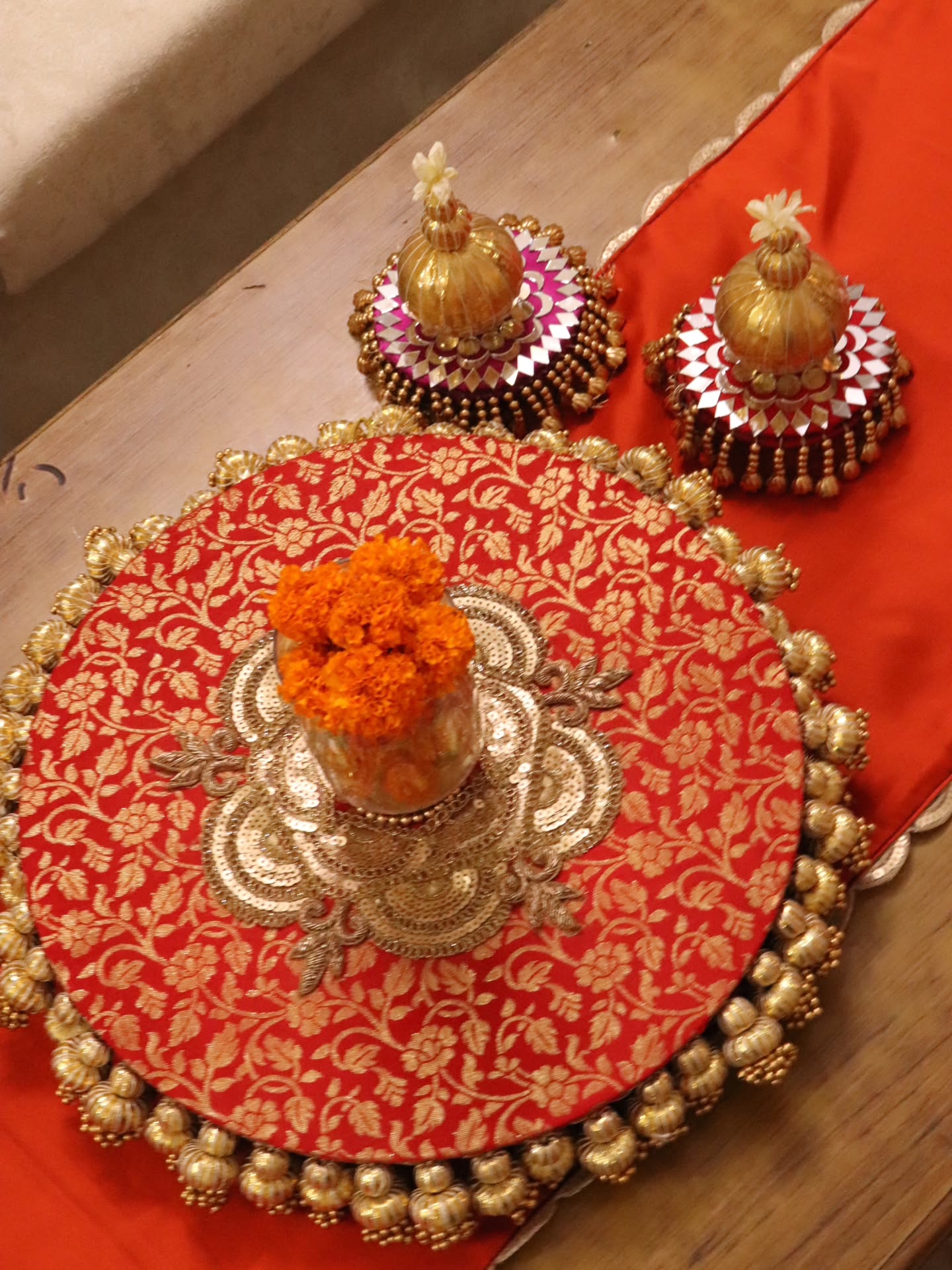 Traditional Festive Coffee Table Decor Ensemble