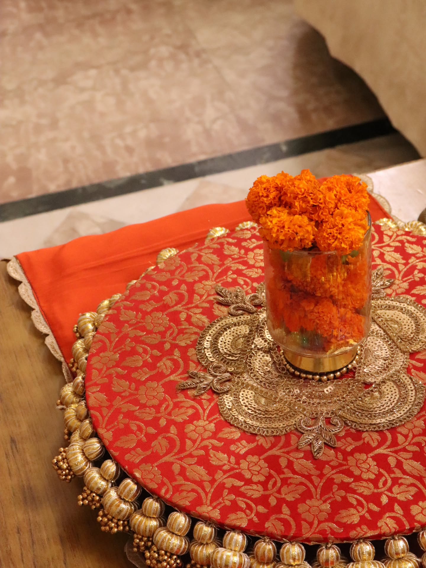 Traditional Festive Coffee Table Decor Ensemble