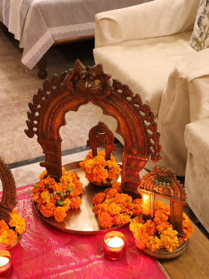 Kirtimukha & Naag Prabhavalli | Traditional Temple Décor