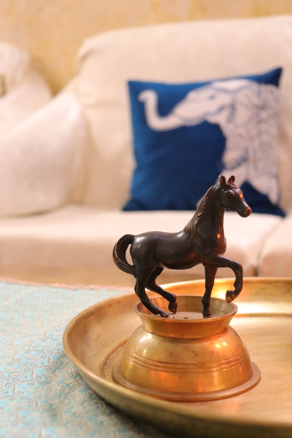 Handcrafted Brass Black Polished Horse Idol – Antique Gold Finish